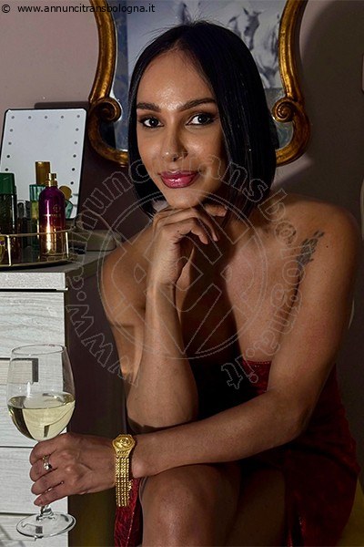 Foto Transescort Annunci Bologna Ella Ricci