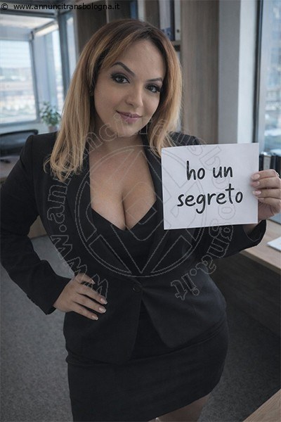 Foto Transescort Annunci Merano Dottoressa Mony